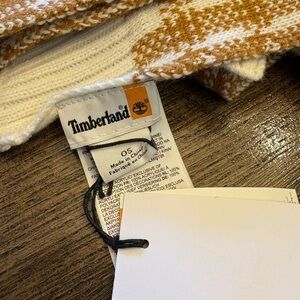 Brand NWT Timberland gold and cream scarf